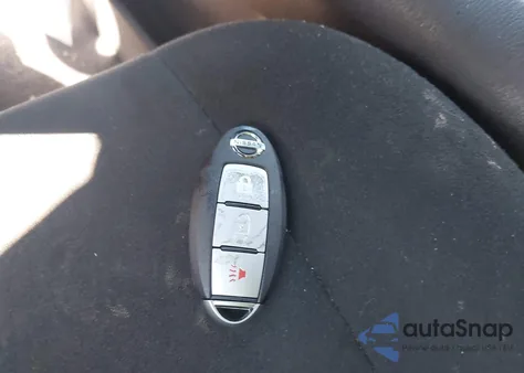 2014 Nissan Pathfinder S z USA, uszkodzony, nr VIN 5N1AR2MM3EC689732